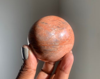 Pfirsich Mondstein Kugel | 72mm | Meditationssteine | Heilkristalle | Chakra Stein | Steine und Mineralien | Mineral-Exemplar