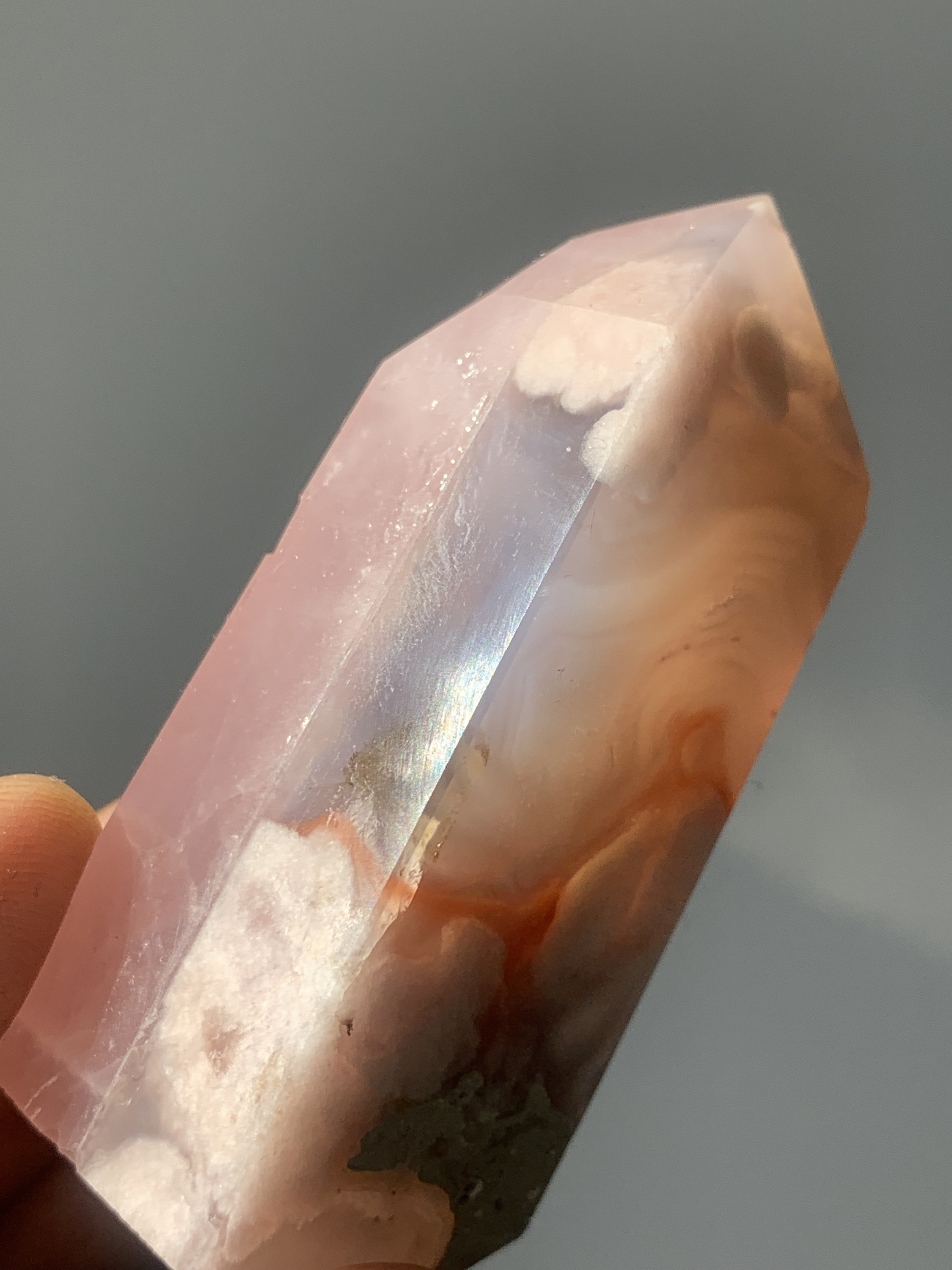 ローズクォーツ入りフラワーアゲートポイント | 桜アゲートタンブル