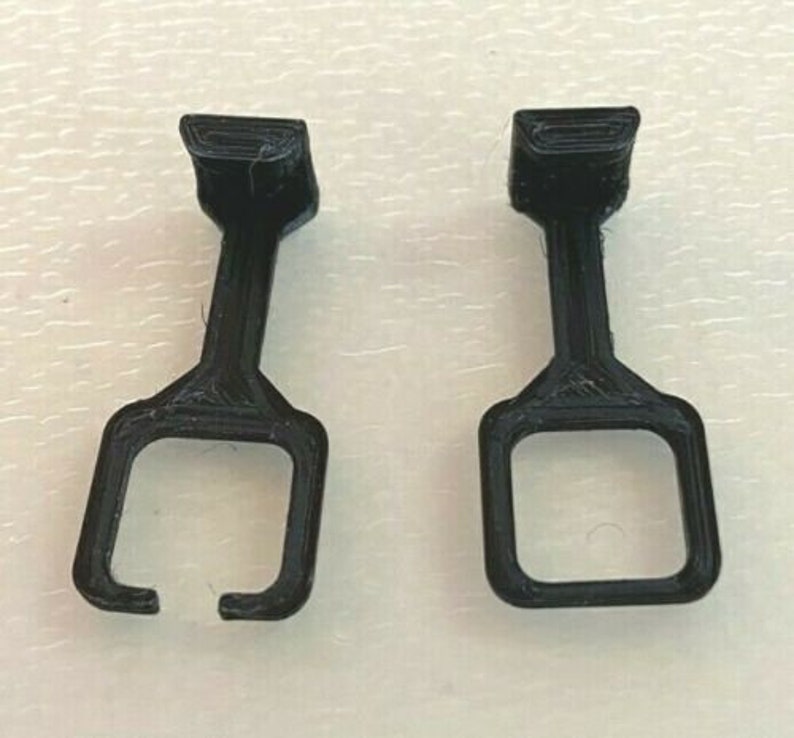 Oakley Jawbreaker replacement clip / hook / catch image 1