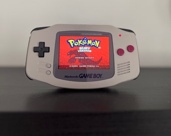 Gameboy Advance with New IPS screen and new shell