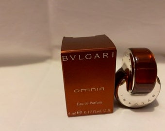 perfume bvlgari omnia marrom