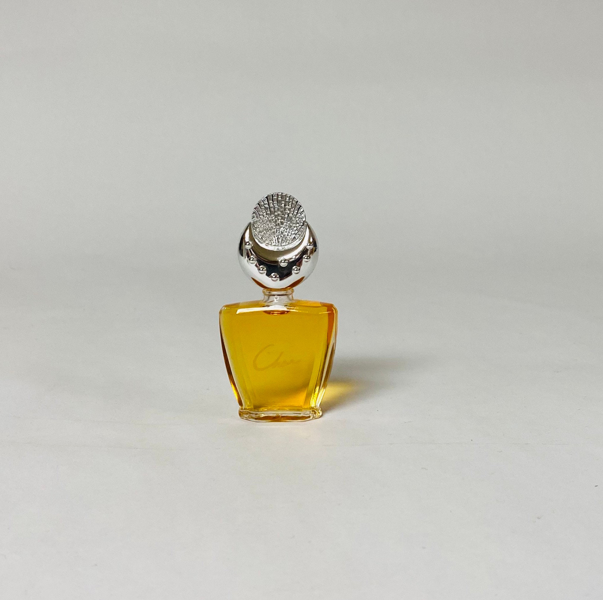 CHER UNINHIBITED EDT☆美しいヴィンテージの香り☆木質/芳香族