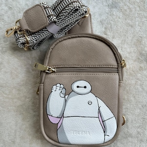 Big Hero 6 / Disney Bag / Fanny Pack / Crossbody Bag / Disney Gear / Disney Baymax / Painted Bag / Disneyland / Baymax Bag