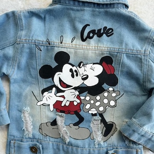 Disney Denim Jacket \ Disney \ Minnie and Mickey \ Painted Denim Jacket \ Disney Outfit \ Disney Clothes \ Disney Jacket \ Minnie Mickey