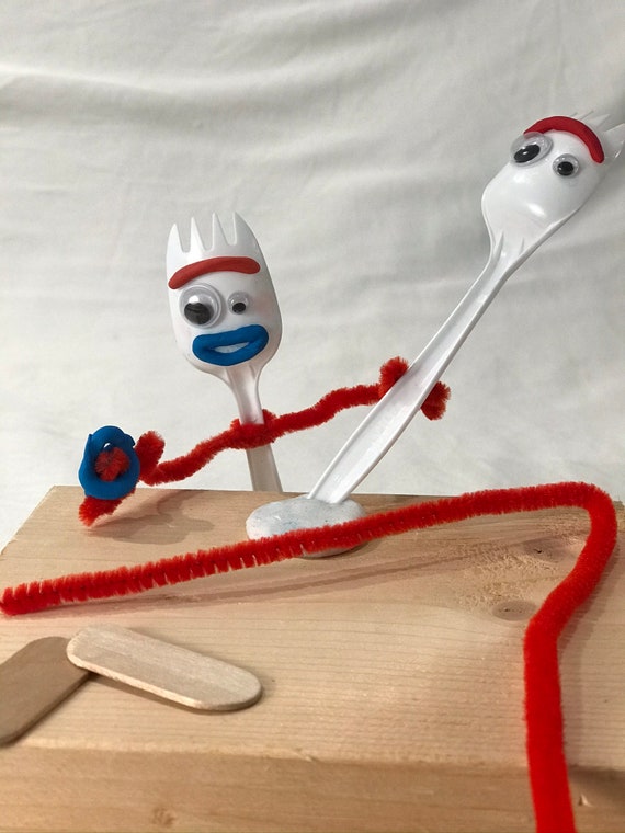 Make Your Own Forky for a Toy Story Party (FREE Printable Labels)