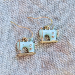 Miniature Sewing Machine Earrings, Seamstress Earrings, Kawaii Gift Idea, Xmas Gift for Her, Fabric Lover Earrings, Cute Mini Earring image 2