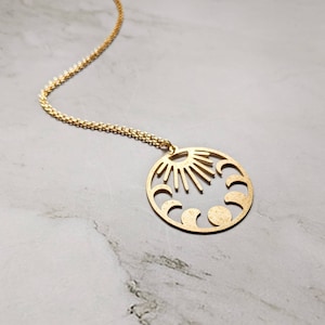 Sun and Moon Phases Necklace, Moon Cycle Necklace, Celestial Necklace, Lunar Cycle Necklace, Moon Phase Necklace, Full Moon Necklace