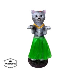 Dashboard Hula Cat Kitten Car Bobblehead Figurine 6 Inches Green Grass Skirt Hawaiian Lei Desk Mantle