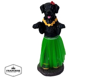 Dashboard Hula Dog Black Labrador Retriever Car Bobblehead Figurine 6 Inches Green Grass Skirt Hawaiian Lei Desk Mantle