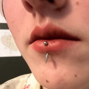 Small vertical labret jewelry outlet