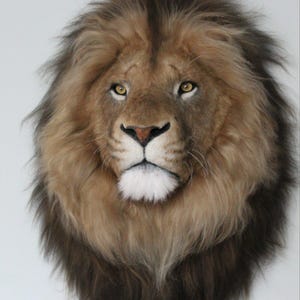 Lion Head Faux Fur Wall Mount: Safari Decorations image 5