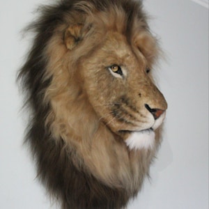 Lion Head Faux Fur Wall Mount: Safari Decorations image 3