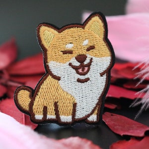 Akita embroidered patch,Dog,Super cute,iron on patch,embroidered,edge burn out,Applique