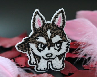 Husky Embroidered Iron On Patch: Dog Applique