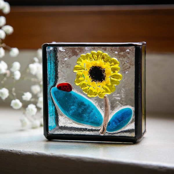 Sunflower decor, Stained Glass Vase, Fused glass art