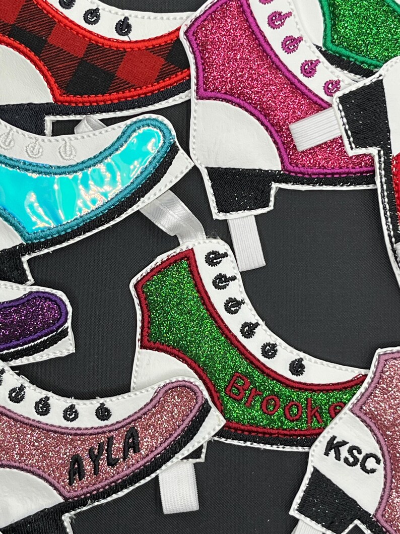 Eiskunstlaufverzierung, fügen Sie Ihre Club-Initialen hinzu, Candycane-Halter, Eiskunstlaufverzierung, Trainergeschenk, Eiskunstlauf-Teamgeschenke, Skateverzierung Bild 4