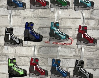 Hockey Skate gestickte Verzierung, Weihnachtsbaumschmuck, Skater-Verzierung, Zuckerstangenhalter, Skater-Verzierung, Trainergeschenk, Hockeymannschaft
