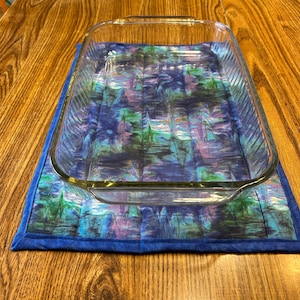 Quilted Casserole Hot Pad | Extra Large 16 X 12 | Reversible and Washable