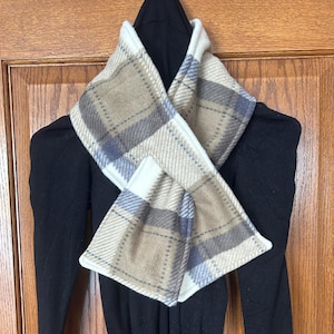 Keyhole Fleece Scarf | Green & White Plaid Pull through Scarf | Reversible For Women and Men