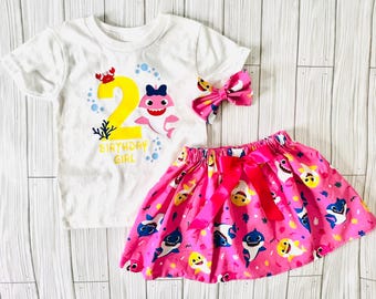 Hajdräkt till 2-årsfödelsedagsflicka – Hajdräkt till födelsedagsflicka – Undervattensfödelsedagsfest – Set med tröja och kjol till födelsedagsflicka, rosa hajtema