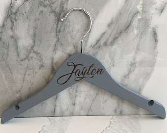 Perchas infantiles personalizadas