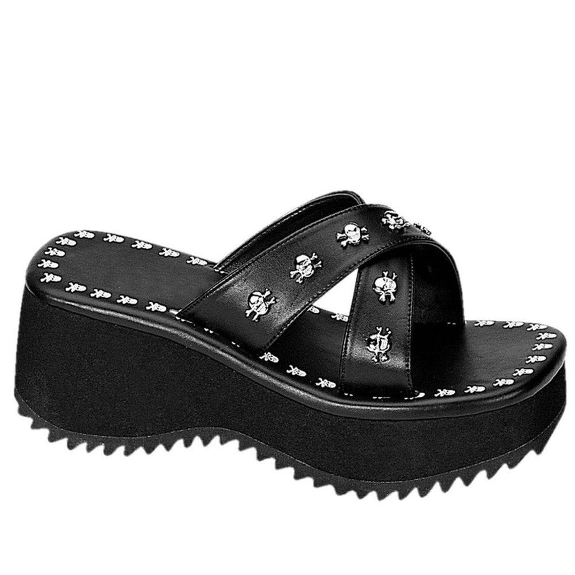 clarks lana shore