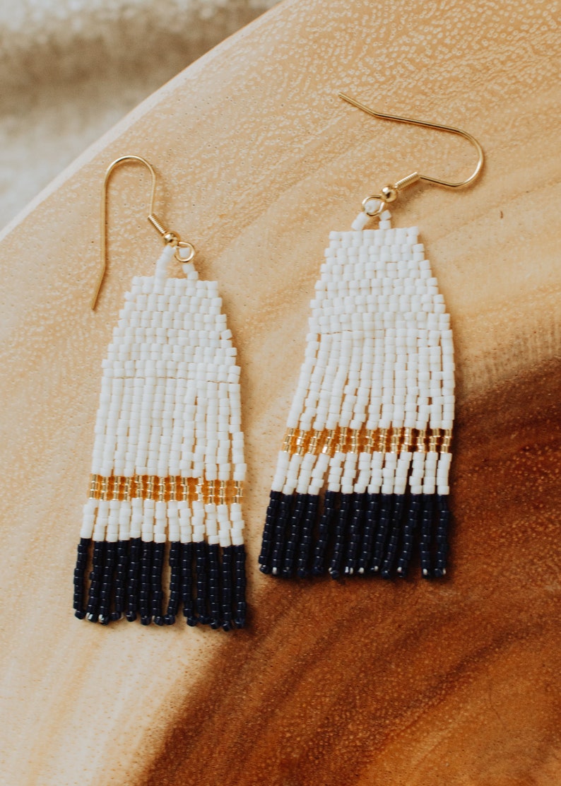 Ayla / Nature Inspired Seed Beaded Earrings / Native seed bead earrings / Bohemian dangle earrings / Gift for her / Made in Oregon Off-White/Navy