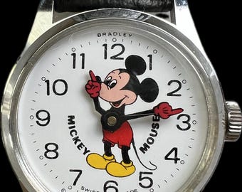 Vintage Bradley Swiss Made Mickey Mouse Wind Up Watch‎ Animated Nodding Pointing Rare Vintage Bradley Mickey Mouse Nodding Head Swiss Watch  main image 4