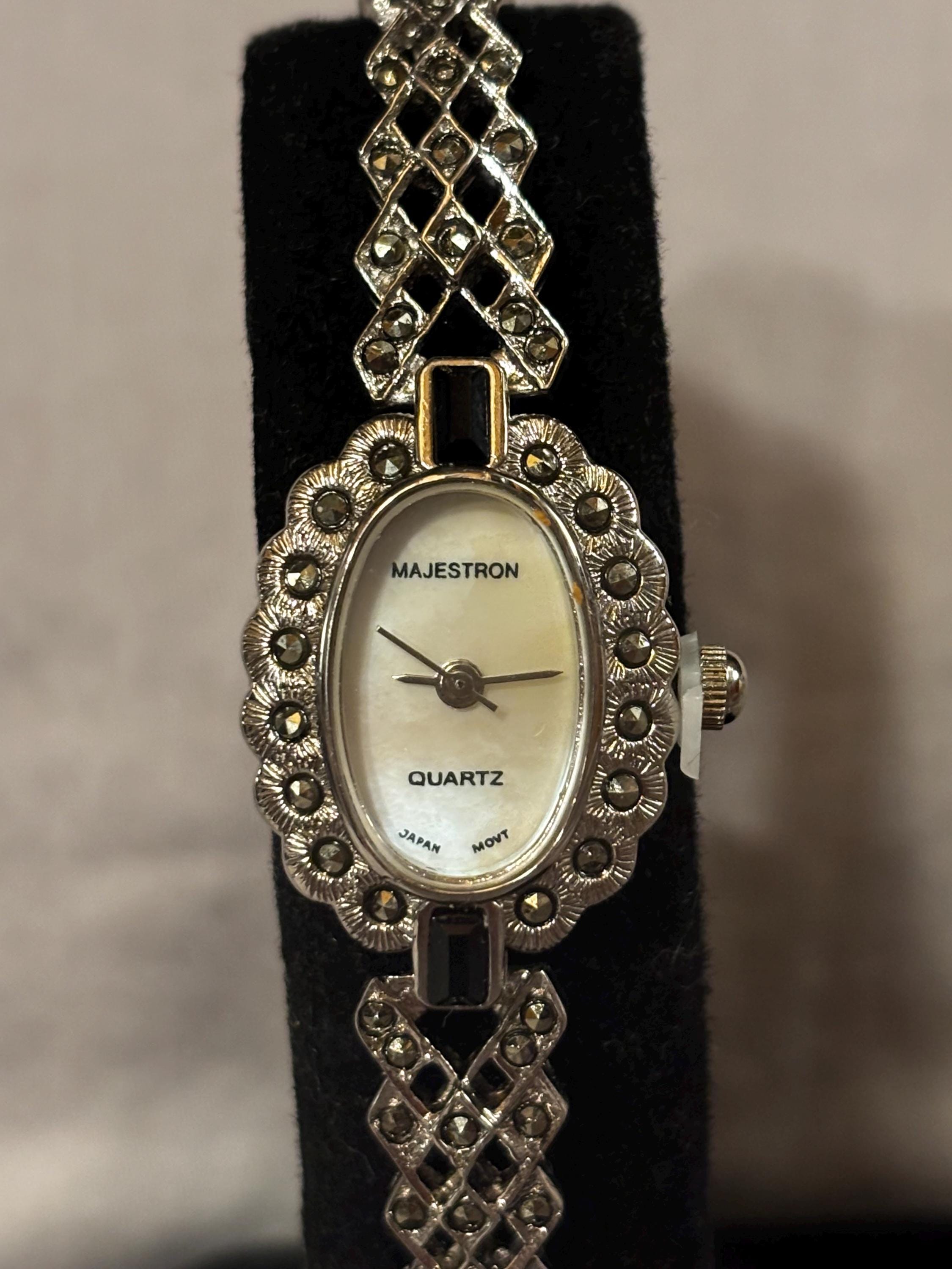 VTG Majestron Watch‎ Women 18mm Marcasite MOP Oval Dial 7\