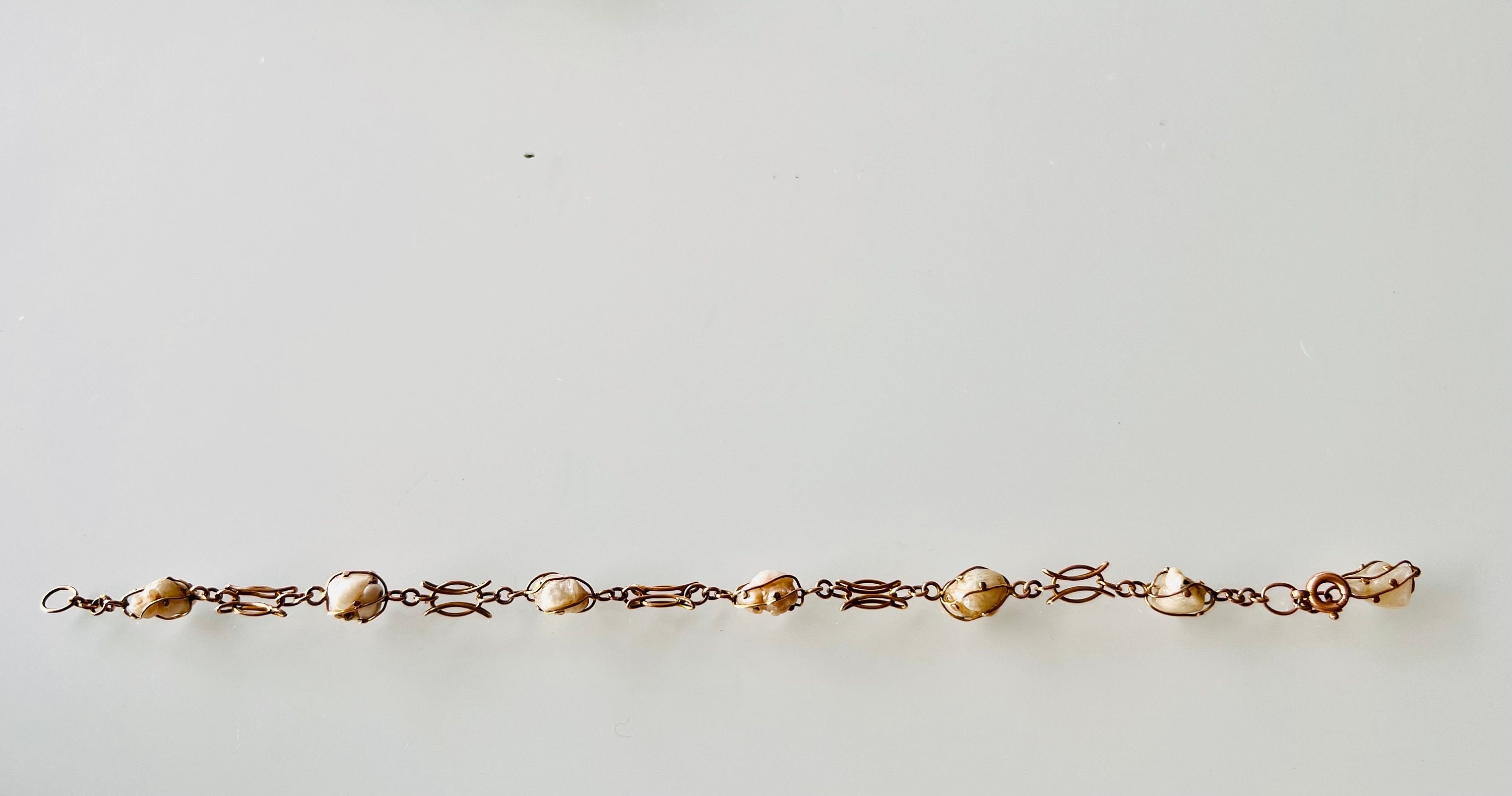 ■VINTAGE HOLLYWOOD■ Baroque Pearl Matte Bracelet VH239OBR0 Gold-Dipped Baroque Pearl Bracelet - Marrow Fine