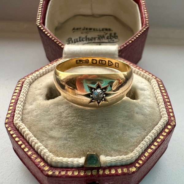 Antique diamond gypsy ring in 18 carat gold w/full set of English hallmarks 1905 UK L US 6