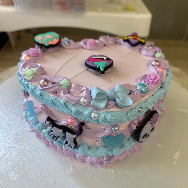 Pretty Goth Girly Fake Cake Jewelry Box