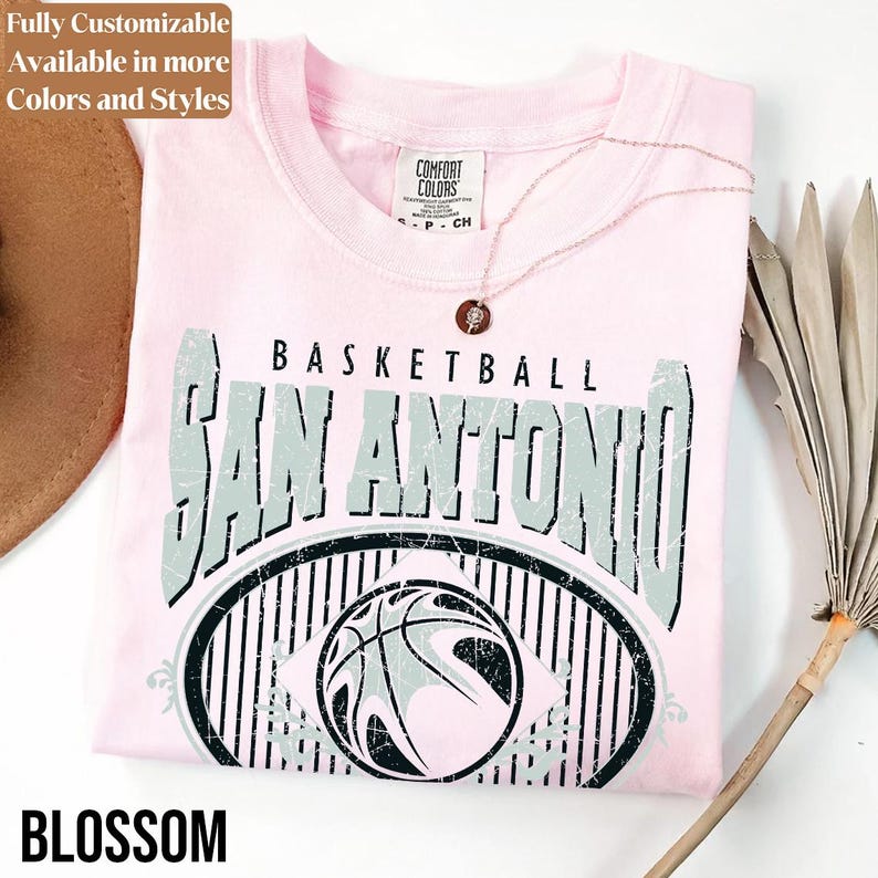 Comfort Vintage San Antonio Basketball Shirt | Retro Spurs Fan Tee | Silver & Black Hoops T-Shirt | San Antonio Game Day Gift Shirt | TC815 zdjęcie 17