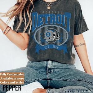 Comfort Colors Vintage Detroit Football shirt • Detroit Football Sweatshirt • Vintage Retro Style Detroit Football Shirt Gift Shirt • TC156