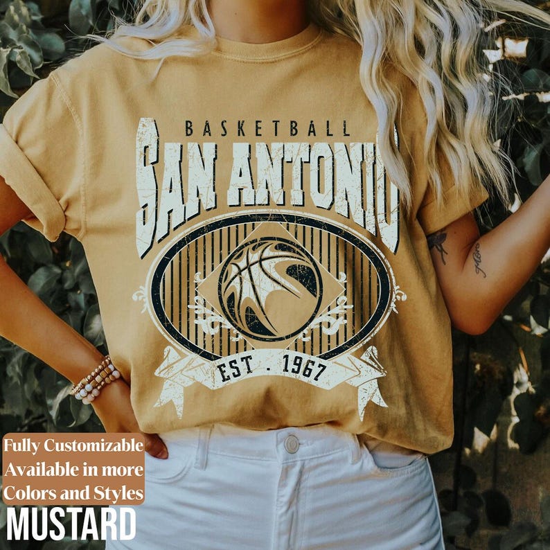 Comfort Vintage San Antonio Basketball Shirt | Retro Spurs Fan Tee | Silver & Black Hoops T-Shirt | San Antonio Game Day Gift Shirt | TC815 zdjęcie 9