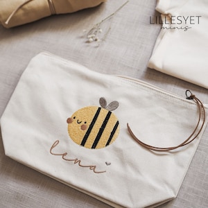 personalisierte Baby Tasche | Windeltasche mit Tiere, Waldtiere mit Namen bestickt, Pilz, Bär, Elefant, Gans, Biene