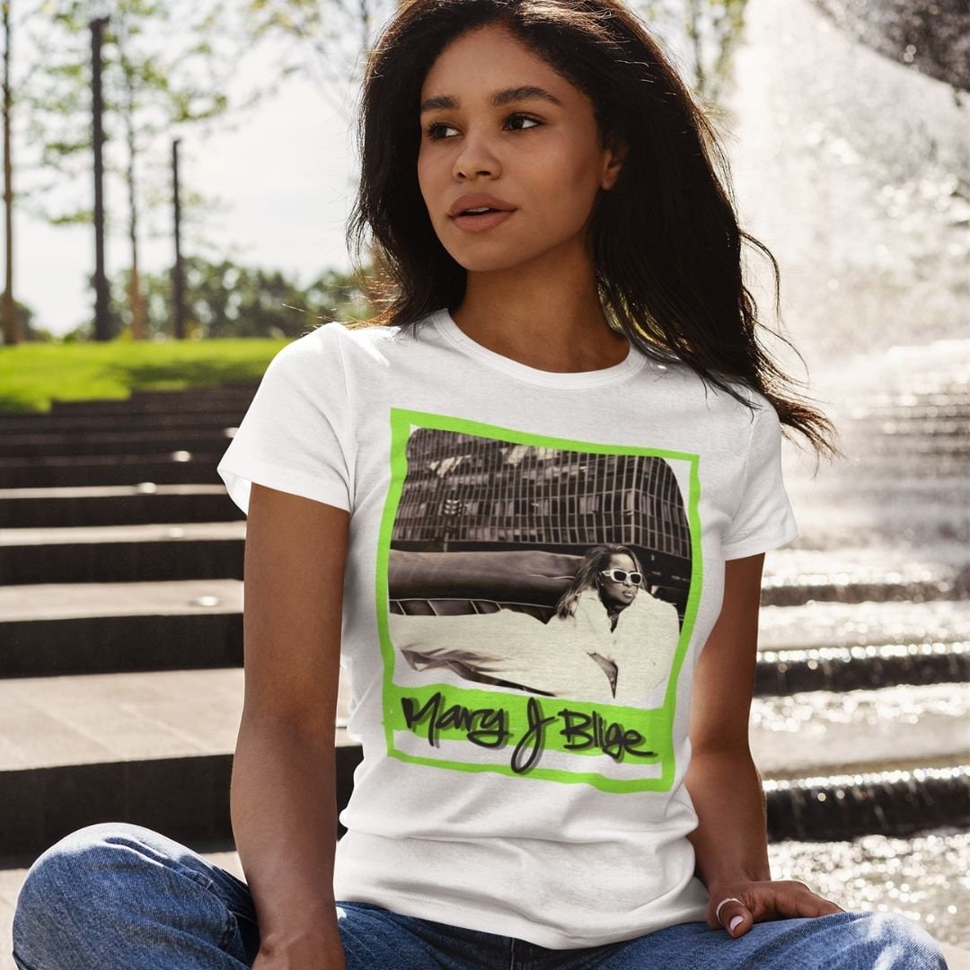 Mary J. Blige Tee | Mary J Blige Share My World UNISEX Shirt Mary J. Blige Tee | Mary J Blige Share My World UNISEX Shirt