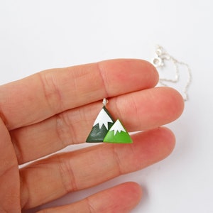 Collier Snow Mountain Range, Mini collier Mountain sur chaîne en argent, collier de charme de voyage délicat, cadeau de bijoux minimaliste image 6