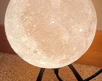 Lunar lamp 3d printed nightlight with stand!