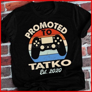 Hoodie Tank Top Retro Vintage Slovakia Flag T-Shirt Promoted to Tatko EST.2020 Gifts