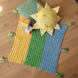 Roly Poly Play Mat - Crochet Pattern