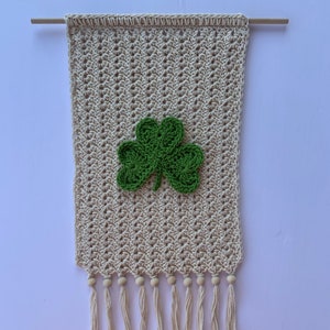 Crochet Pattern, Crochet Shamrock Applique, St Patrick's Day Crochet Décor image 2