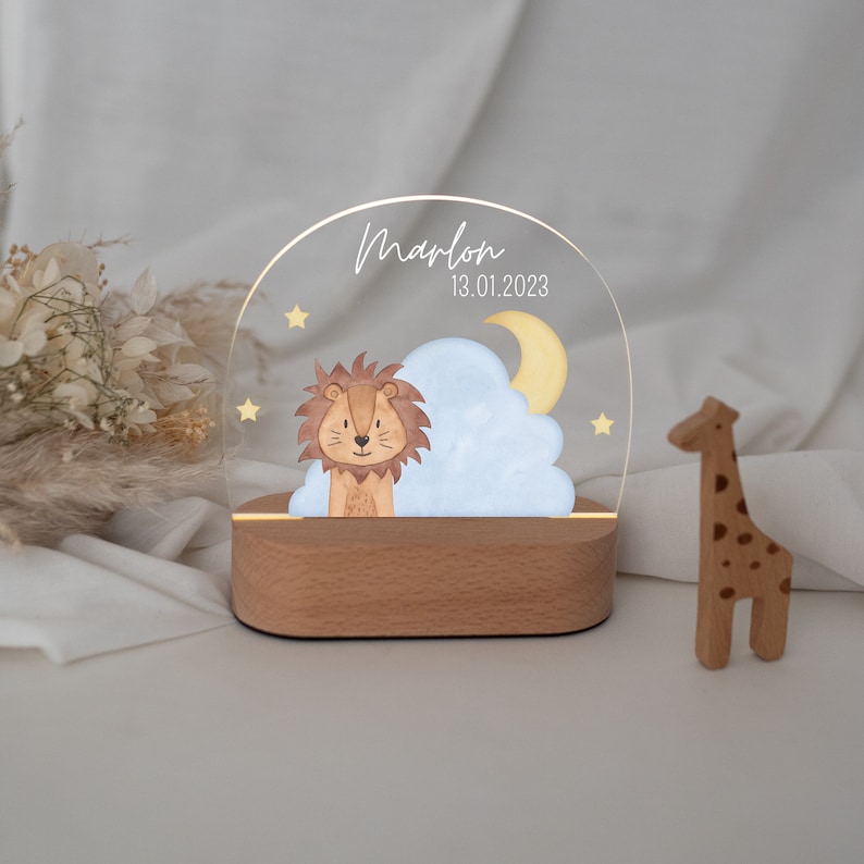 Kinder Nachtlicht, Nachtlicht, Nachtlicht personalisiert Akku, Babygeschenk, Nachtlampe Baby, Kinderlicht Baby, Geburt Löwe Wolke