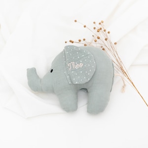 Elefant Baby, Elefant Kuscheltier, Zubehör Wickeltisch, Elefant personalisiert, Elefant Kissen, Kuscheltier Baby Mintgrün/Punkte