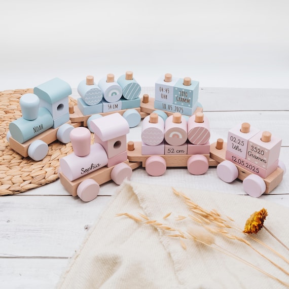 Holzzug personalisiert, personalised baby gifts, Geschenk Geburt, Personalisierter Zug, Babygeschenk, Holzeisenbahn, Taufgeschenk