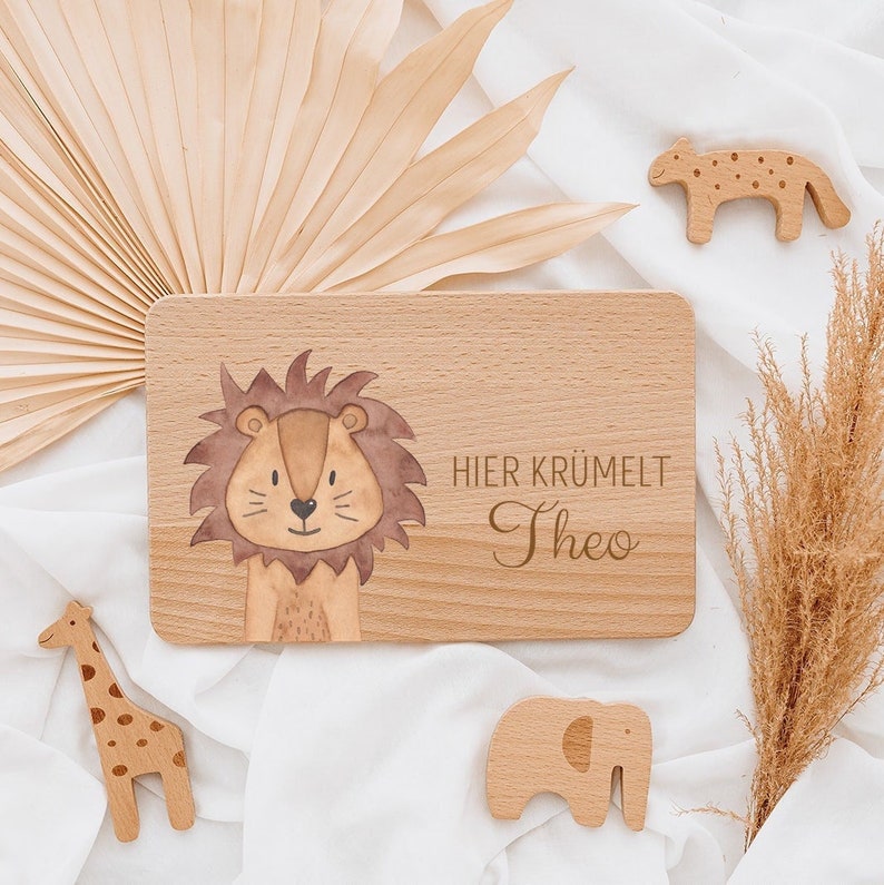 Frühstücksbrett personalisiert, Brettchen personalisiert, Geschenk Geburt, Wunderwunsch, Taufe, Kinder, Holzbrett personalisiert Löwe