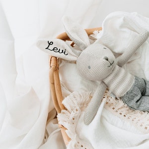 Hase, Kuscheltier personalisiert, Babygeschenke, Geschenk Geburt, Kids and Baby, Kuscheltier Hase, Geburt, Taufe Bild 5