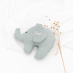 Elefant Baby, Elefant Kuscheltier, Zubehör Wickeltisch, Elefant personalisiert, Elefant Kissen, Kuscheltier Baby Bild 4