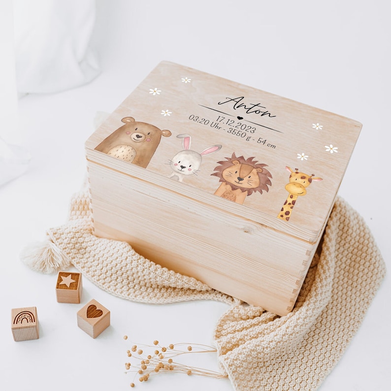 Erinnerungskiste Mädchen, Erinnerungsbox Baby, Erinnerungskiste, Babygeschenk Geburt, Holzkiste personalisiert, Taufe image 4