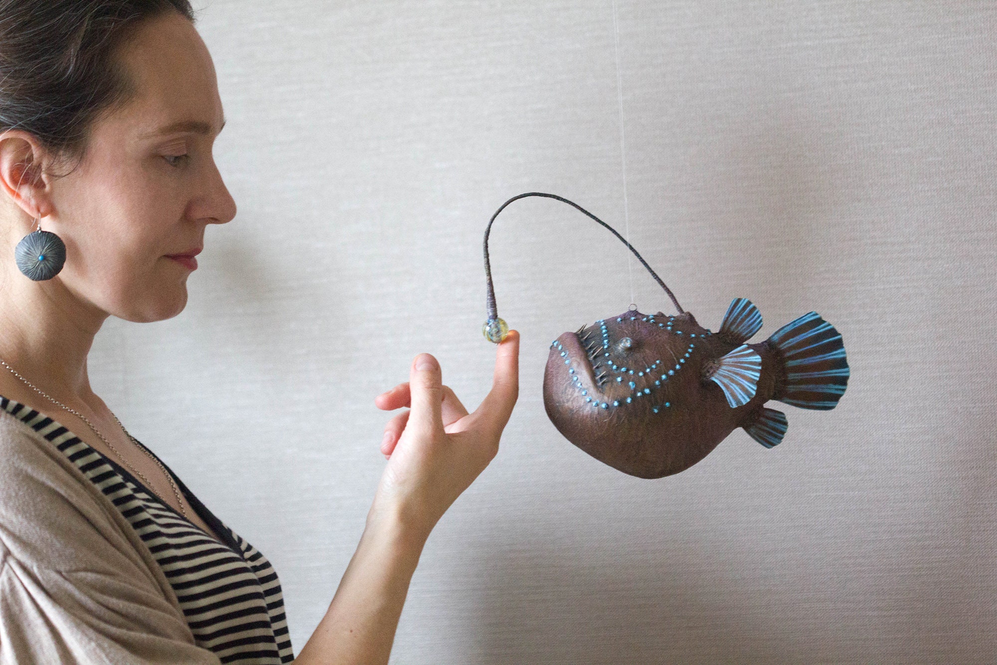 Papier Mache Tiefsee Angler Fisch kinetische Skulptur. | Etsy